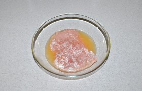 Купаем в яйцах, 