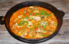 Гуляш из курицы