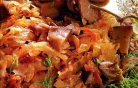 Тушеная квашеная капуста