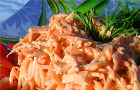 Салат из моркови с орехами