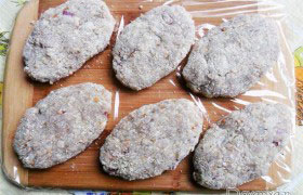 Вкусные куриные котлеты - фото №5