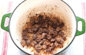 Вкусная тушеная говядина - фото №2