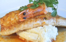 Дори с соусом из креветок