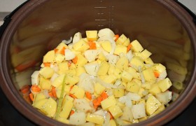Мясная запеканка с картофелем в мультиварке - фото №5