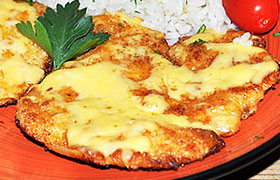 Куриные отбивные с сыром