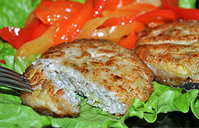 Куриные котлеты с кабачком