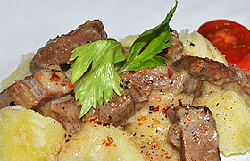 Тушеная говяжья пашина (брюшина)