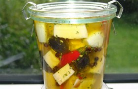 Маринованный сыр