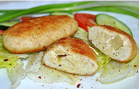 Куриные котлеты с ананасом