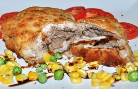 Куриное филе, фаршированное печенью