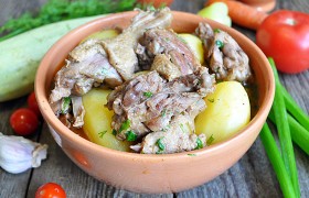 Жаркое из утки с картофелем