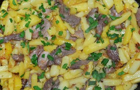 Жареный картофель с мясом