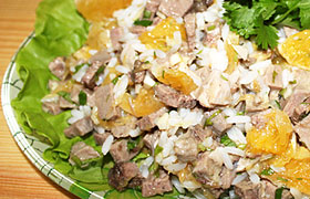 Рисовый салат с языком и апельсинами