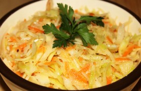 Салат из капусты: простенько, но вкусно