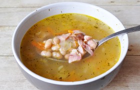 Суп с копченой курицей