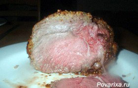 Запеченная куском говядина на целую компанию