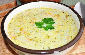 Сырный суп с вермишелью