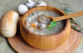 Суп из индейки с грибами и рисом